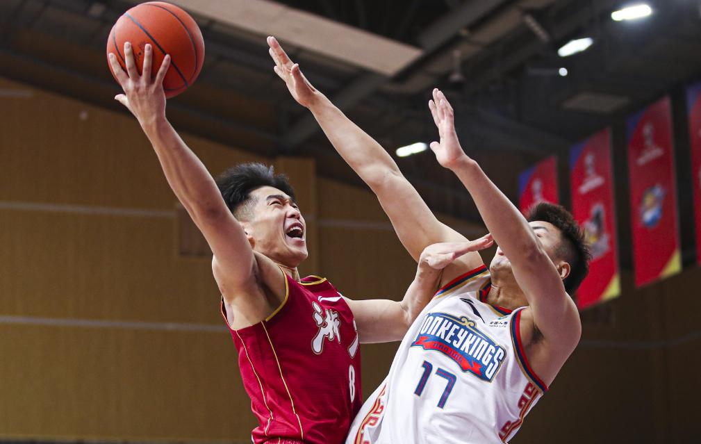 今晨体能课后，浙江稠州临场应变备战CBA季后赛，引发热议，身体对抗强度拉满的简单介绍